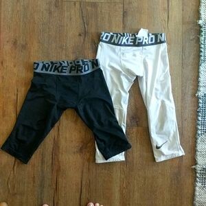 Nike compression leggings size Youth XS